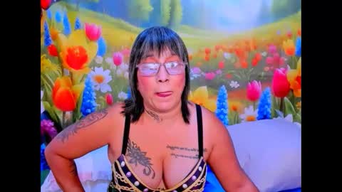 indianroxy27 online show from 05-09-26, 08:14