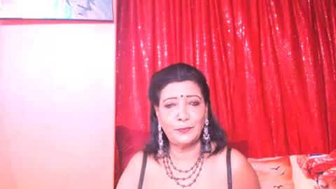 Snapshot of indiansarika65 chatting on 06-13-26, 03:54 indiansarika65 online show from 06-13-26, 03:54