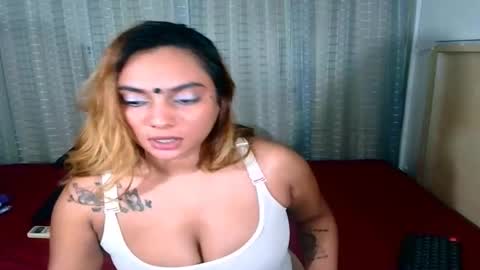 Snapshot of indiansecretlove20 chatting on 12-04-25, 09:45 goddess online show from 12-04-25, 09:45