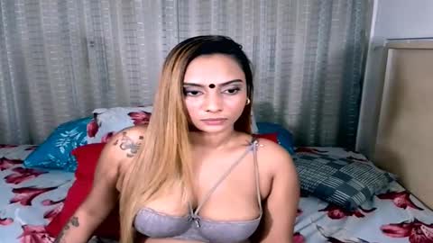 Snapshot of indiansecretlove20 chatting on 03-16-26, 06:34 goddess online show from 03-16-26, 06:34
