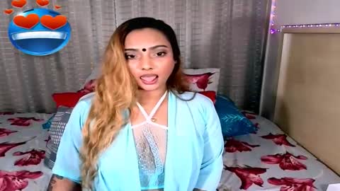 Snapshot of indiansecretlove20 chatting on 03-25-26, 09:10 goddess online show from 03-25-26, 09:10