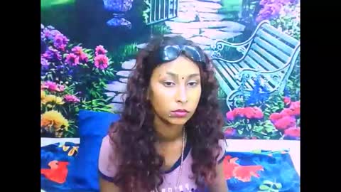 Snapshot of indiansexybutt4u2luv chatting on 02-09-26, 06:45 indiansexybutt4u2luv online show from 02-09-26, 06:45