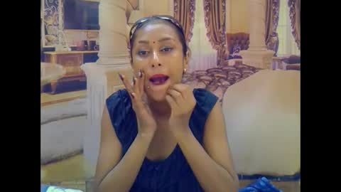 Snapshot of indiansexybutt4u2luv chatting on 02-12-26, 06:30 indiansexybutt4u2luv online show from 02-12-26, 06:30