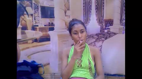 Snapshot of indiansexybutt4u2luv chatting on 02-27-26, 06:35 indiansexybutt4u2luv online show from 02-27-26, 06:35