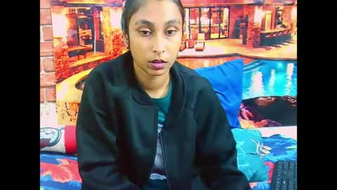 indiansexybutt4u2luv online show from 06-12-26, 06:56