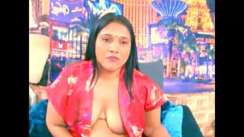 Snapshot of indiansexylady4u chatting on 09-10-25, 06:08 indiansexylady4u online show from 09-10-25, 06:08