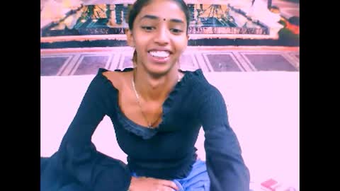 Snapshot of indiansexyslender4u2luv chatting on 02-07-25, 06:14 indiansexyslender4u2luv online show from 02-07-25, 06:14