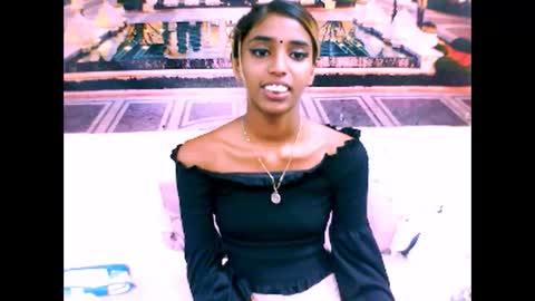 Snapshot of indiansexyslender4u2luv chatting on 02-11-25, 09:31 indiansexyslender4u2luv online show from 02-11-25, 09:31