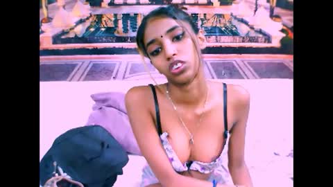 Snapshot of indiansexyslender4u2luv chatting on 02-12-25, 12:44 indiansexyslender4u2luv online show from 02-12-25, 12:44