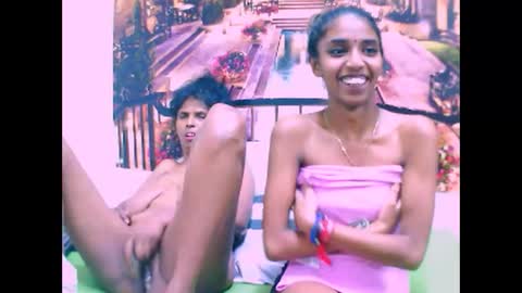 Snapshot of indiansexyslender4u2luv chatting on 02-25-25, 01:06 indiansexyslender4u2luv online show from 02-25-25, 01:06