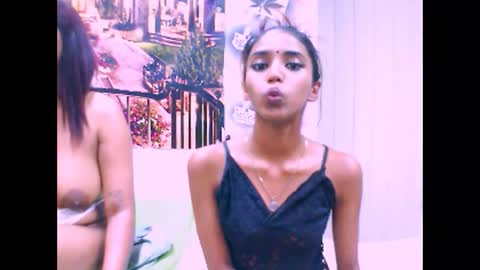 Snapshot of indiansexyslender4u2luv chatting on 02-27-25, 12:23 indiansexyslender4u2luv online show from 02-27-25, 12:23