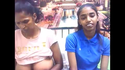 Snapshot of indiansexyslender4u2luv chatting on 03-07-25, 05:51 indiansexyslender4u2luv online show from 03-07-25, 05:51