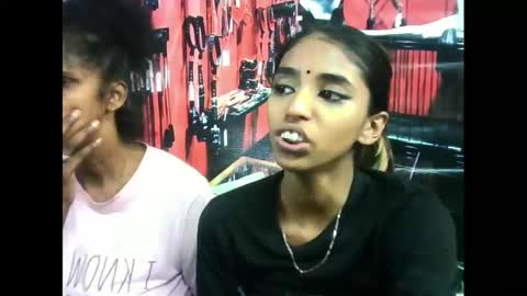 Snapshot of indiansexyslender4u2luv chatting on 03-10-25, 10:04 indiansexyslender4u2luv online show from 03-10-25, 10:04