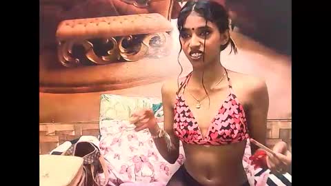 Snapshot of indiansexyslender4u2luv chatting on 09-16-25, 07:09 indiansexyslender4u2luv online show from 09-16-25, 07:09