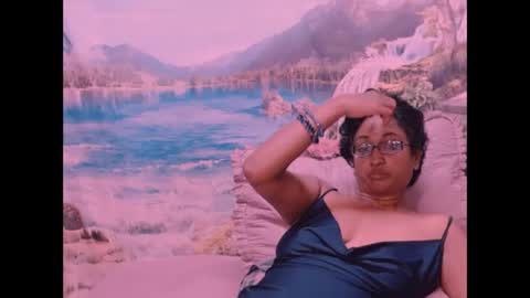 Shreya online show from 02-14-25, 01:56