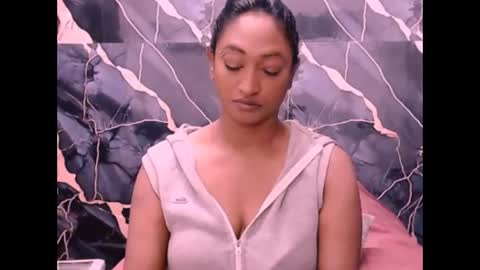 Shreya online show from 10-01-25, 11:11