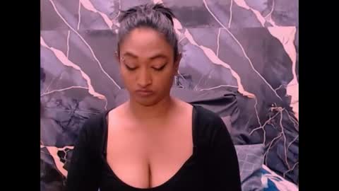 Shreya online show from 10-10-25, 02:54