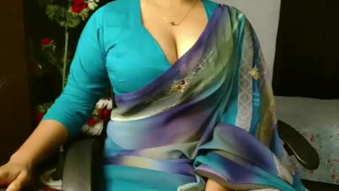 Snapshot of indiantina chatting on 05-10-26, 10:20 tina online show from 05-10-26, 10:20