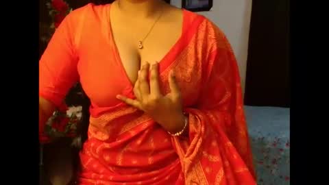 Snapshot of indiantina chatting on 05-11-26, 05:54 tina online show from 05-11-26, 05:54