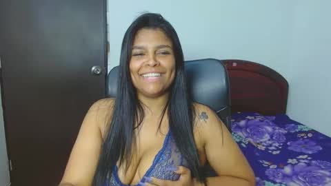 Aleja vallejo online show from 12-04-24, 11:41