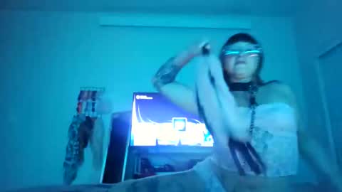 Indieca Knox online show from 10-08-25, 06:33