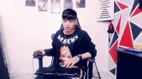 Snapshot of indomitablebeast chatting on 11-17-25, 06:46 matias online show from 11-17-25, 06:46