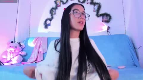 Luna  online show from 12-31-24, 02:40