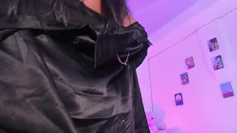 Luna  online show from 03-05-25, 05:29