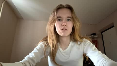 Snapshot of inespacheco chatting on 06-03-26, 02:33 Sofia online show from 06-03-26, 02:33