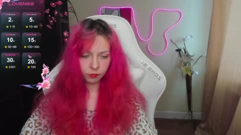 Snapshot of infernokitten chatting on 05-13-26, 01:14 Ilona online show from 05-13-26, 01:14