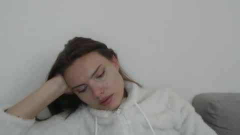 Sweet girl online show from 10-01-25, 11:16