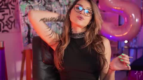 Snapshot of informal_ chatting on 02-23-25, 04:39 MAL --- online show from 02-23-25, 04:39