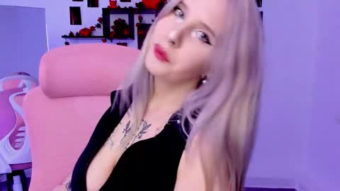 Roki online show from 09-29-25, 04:23