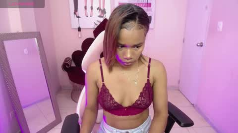 Snapshot of ingrid03_taffur chatting on 10-10-25, 08:08 ingrid03_taffur online show from 10-10-25, 08:08