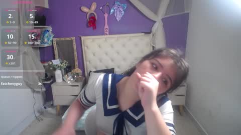 Snapshot of ingrid_casas chatting on 01-31-25, 10:21 Ingrid petite online show from 01-31-25, 10:21