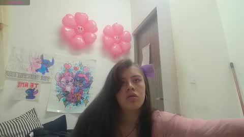 Snapshot of ingrid_casas chatting on 09-09-25, 09:25 Ingrid petite online show from 09-09-25, 09:25