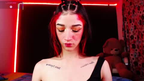 Ingrid Zese online show from 11-08-25, 04:51