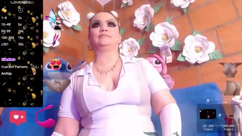 Ingrit online show from 10-19-25, 01:23