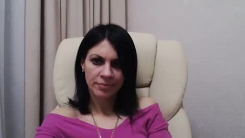 Snapshot of injaathome chatting on 03-01-25, 04:54 InjaAtHome online show from 03-01-25, 04:54
