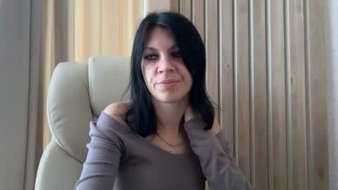 Snapshot of injaathome chatting on 09-23-25, 06:05 InjaAtHome online show from 09-23-25, 06:05