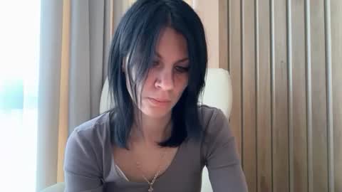 Snapshot of injaathome chatting on 10-15-25, 06:35 InjaAtHome online show from 10-15-25, 06:35