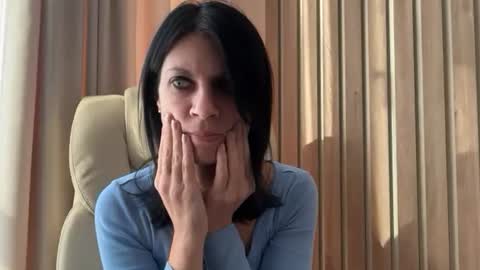 Snapshot of injaathome chatting on 10-21-25, 01:34 InjaAtHome online show from 10-21-25, 01:34