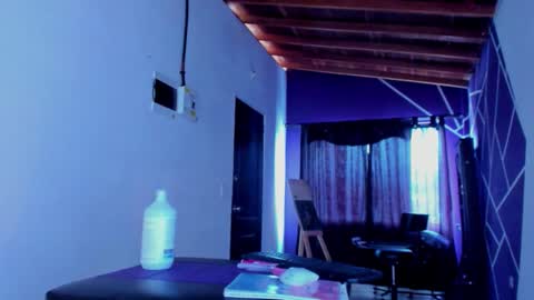 demon online show from 02-08-26, 04:43