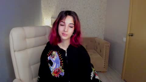 Snapshot of ink_pleasure chatting on 01-25-25, 04:03 Pleasure With Rita online show from 01-25-25, 04:03