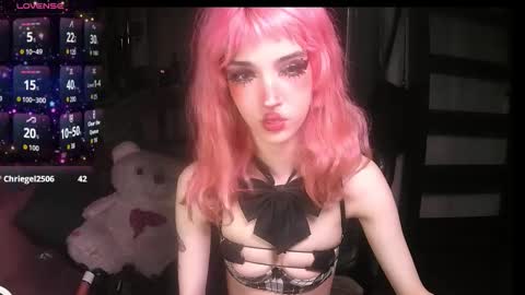 Snapshot of ink_pleasure chatting on 11-23-25, 01:05 Pleasure With Rita online show from 11-23-25, 01:05