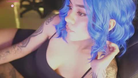 Snapshot of inkbodyy chatting on 11-18-25, 12:38 Dayana online show from 11-18-25, 12:38