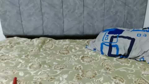 lyan onlyfans n linda online show from 10-11-25, 10:08