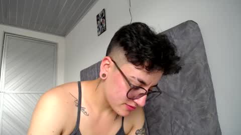 lyan onlyfans n linda online show from 04-30-26, 08:26