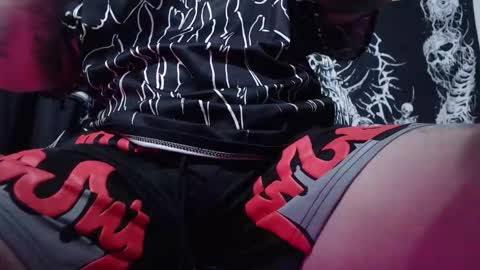 Snapshot of inmortal_master chatting on 10-05-25, 08:18 inmortal lamb online show from 10-05-25, 08:18