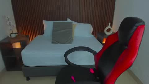 inna online show from 12-18-24, 03:26